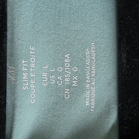 NWT Polo T-Shirt - Picture 2 of 4